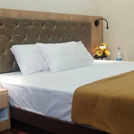 Amutham Residency Hotell Tiruchirappalli Eksteriør bilde