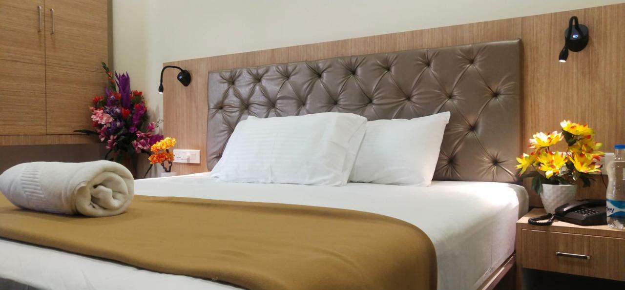 Amutham Residency Hotell Tiruchirappalli Eksteriør bilde